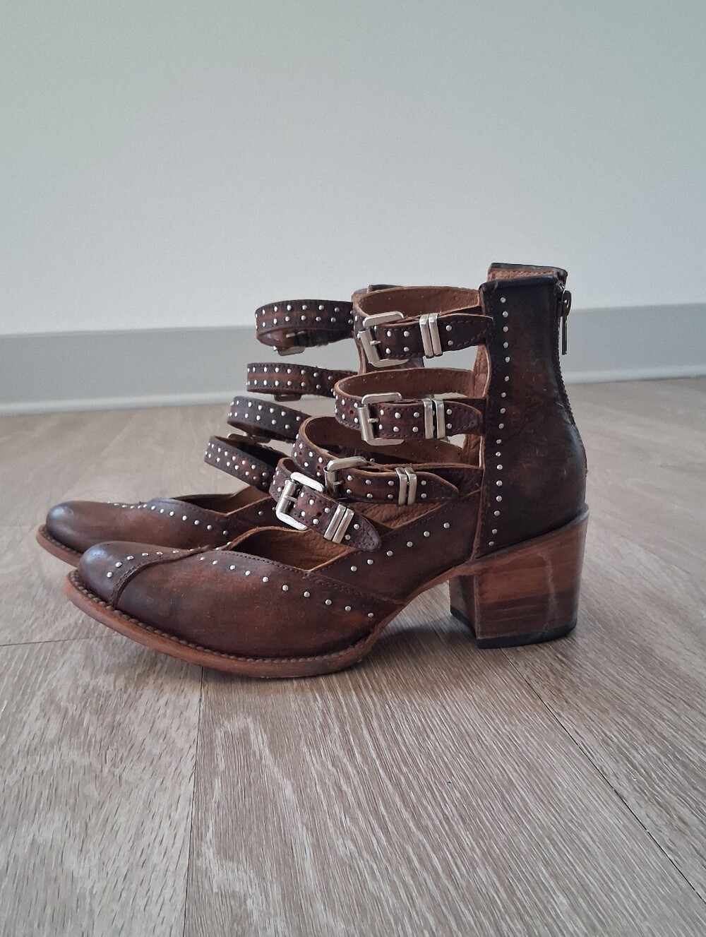 Freebird By Steven Felicity Brown Strappy Studded Leather Boots - Picture 14 of 15